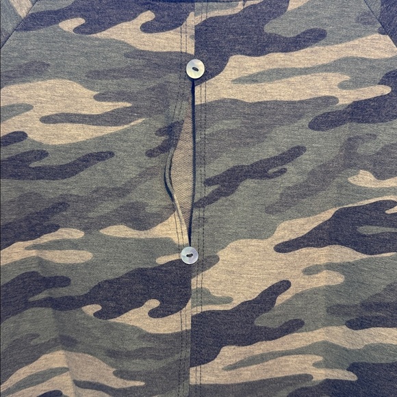 Coin 1804 Camouflage Short Sleeve T-Shirt - Picture 4 of 4